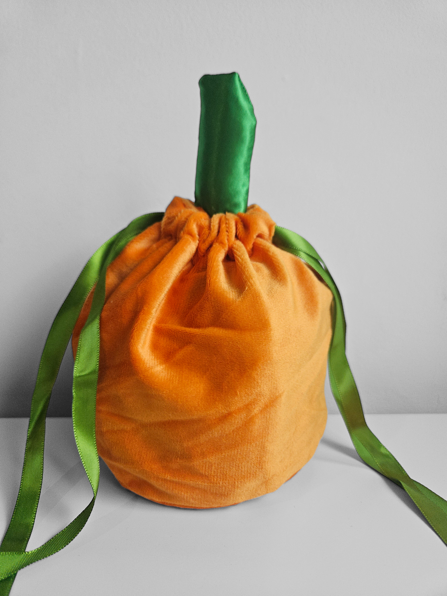 Velvet pumpkin bag