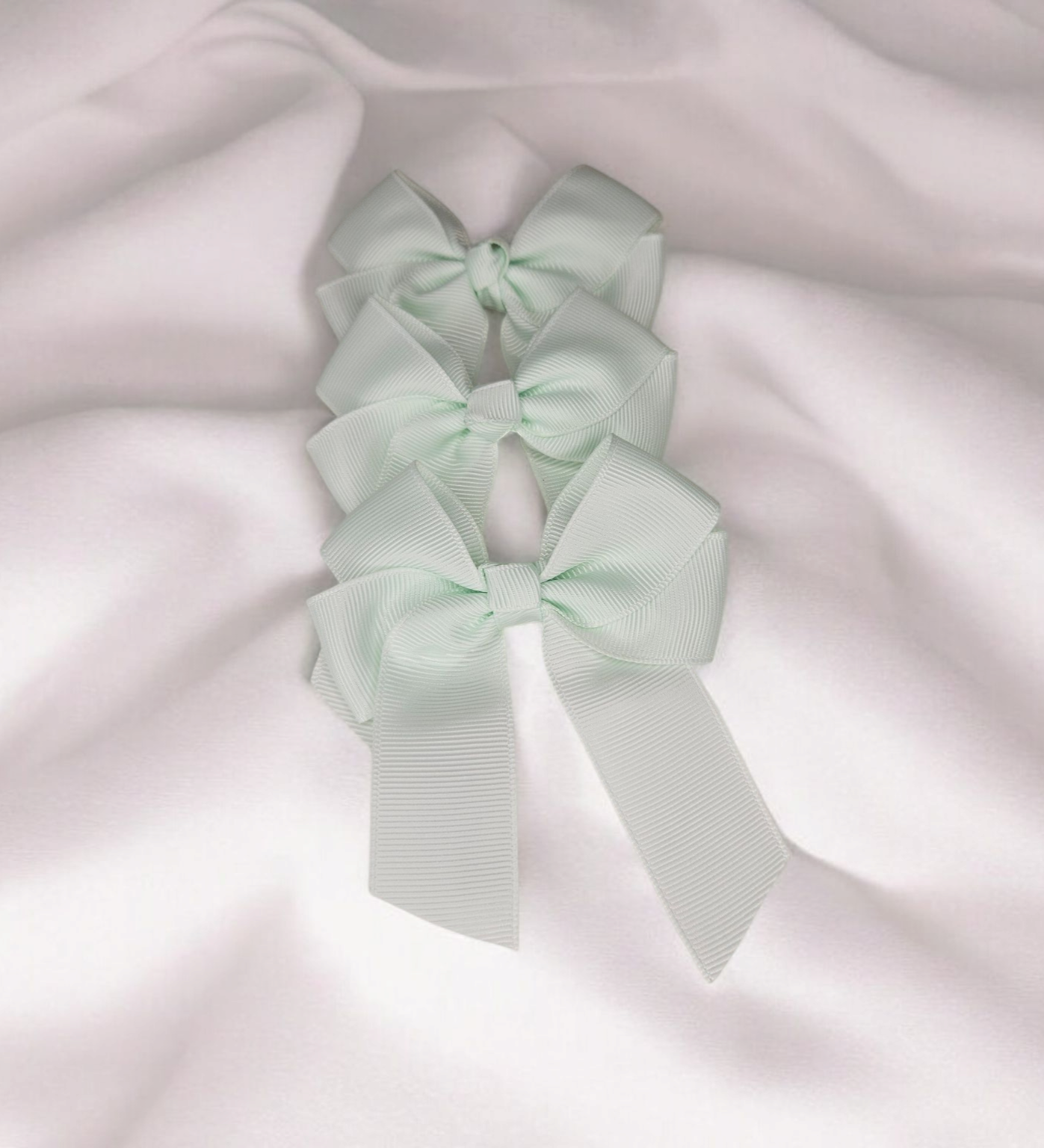 Mint hair bow